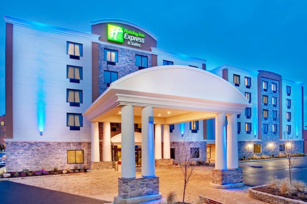 Holiday Inn Express & Suites